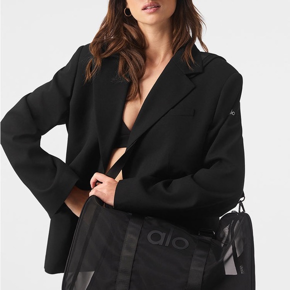ALO Yoga Black Sheer Duffel Bag with Sleek Design $228 - Picture 2 of 7